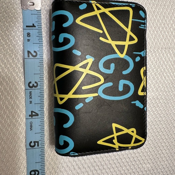Gucci Ghost Zippy Wallet - Picture 6 of 16